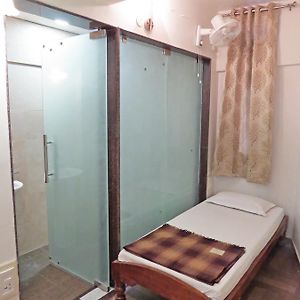 Budget Room